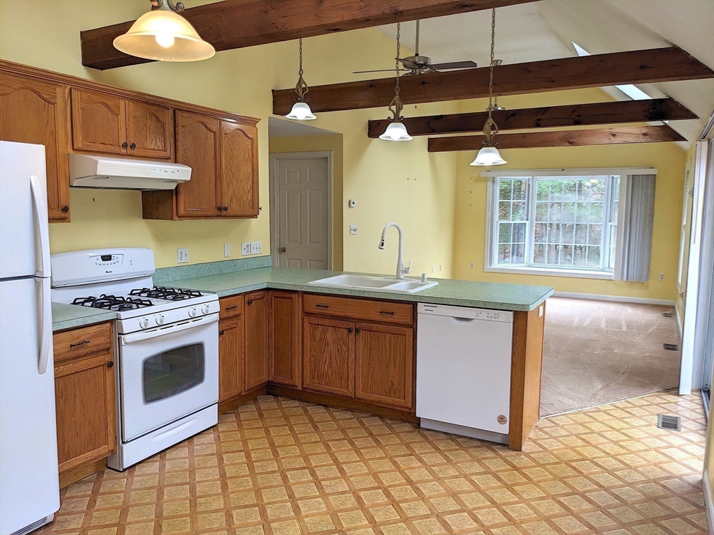 20-22 Box Pond Road Bellingham, MA 02019 - Photo 34 of 42