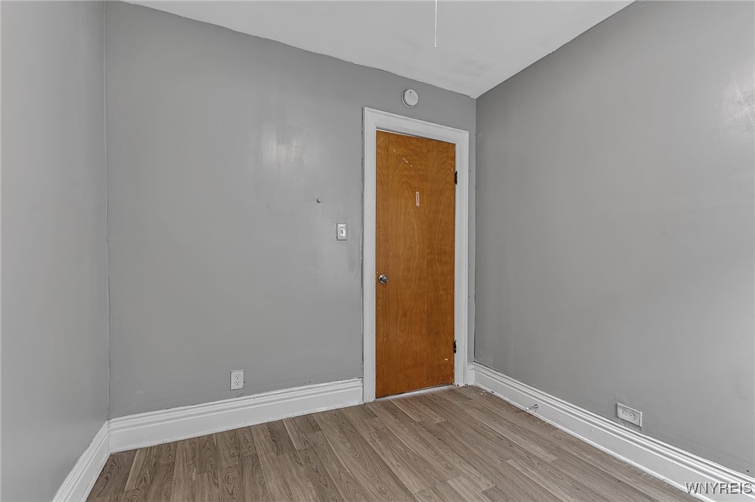 375 Military Road Buffalo, NY 14207 - Photo 19 of 44 Bed 2