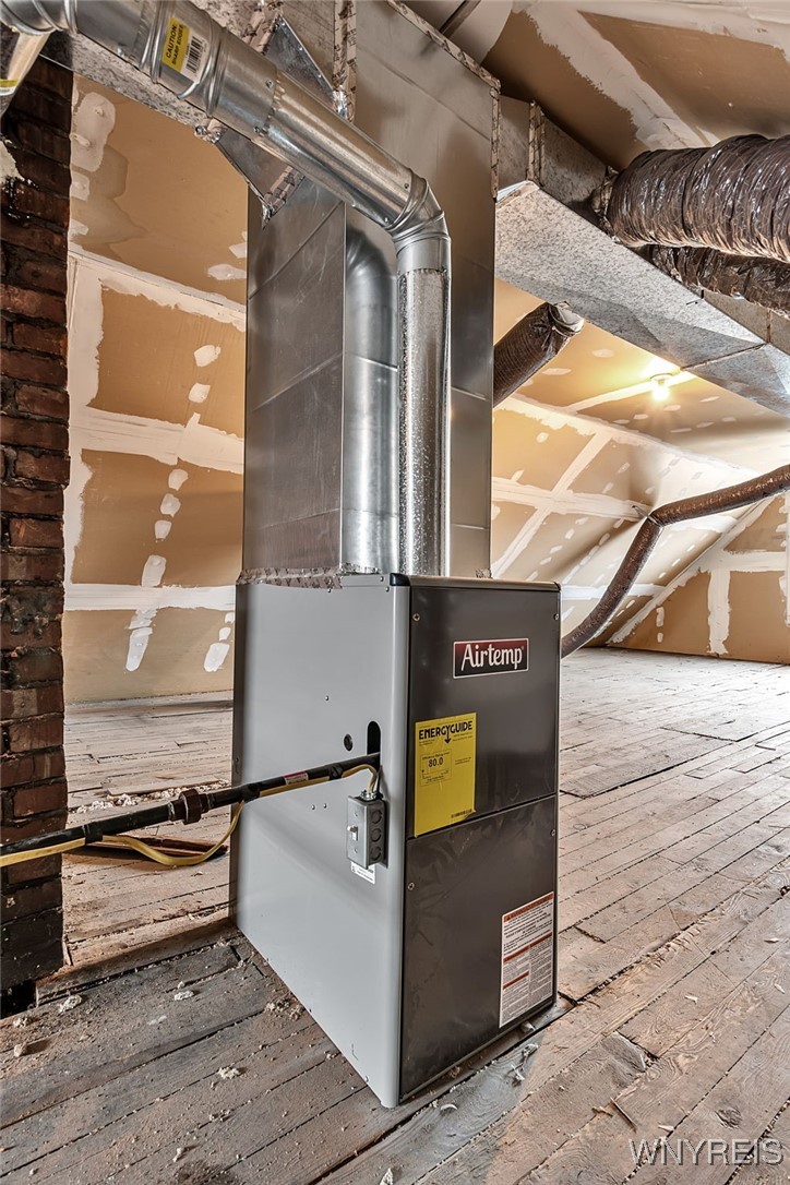 375 Military Road Buffalo, NY 14207 - Photo 40 of 44