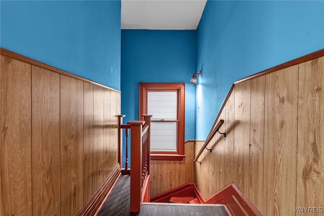 375 Military Road Buffalo, NY 14207 - Photo 6 of 44