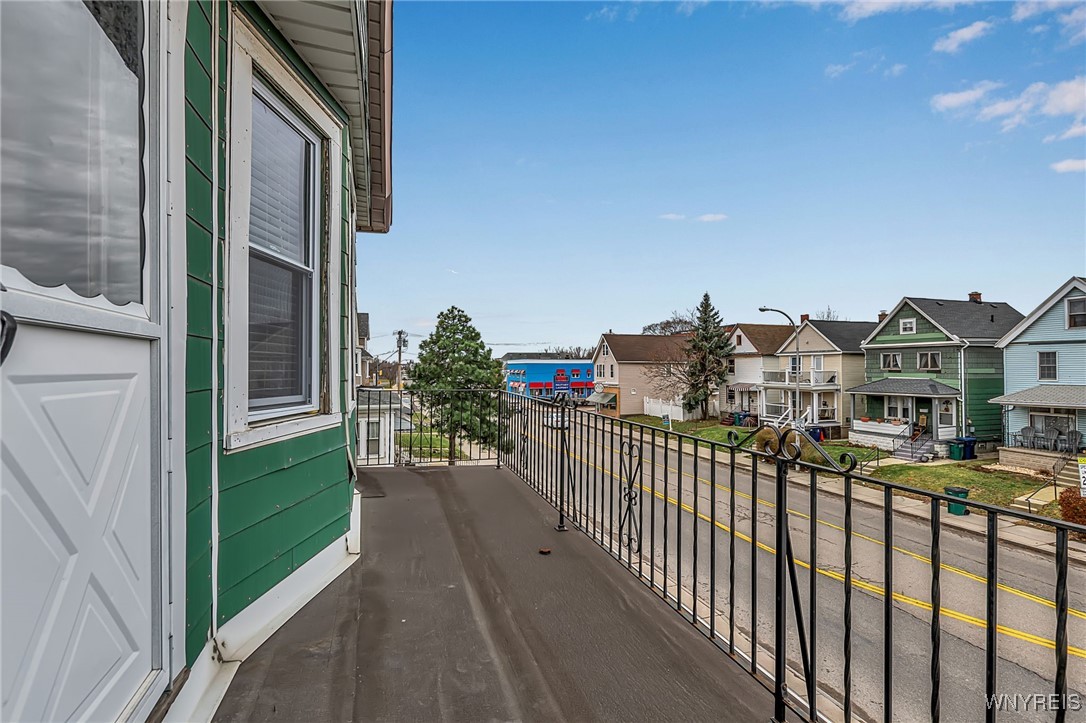 375 Military Road Buffalo, NY 14207 - Photo 7 of 44 Upper Unit Balcony