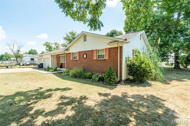 $165,000 | 54 County Road 560, Poplar Bluff, MO 63901