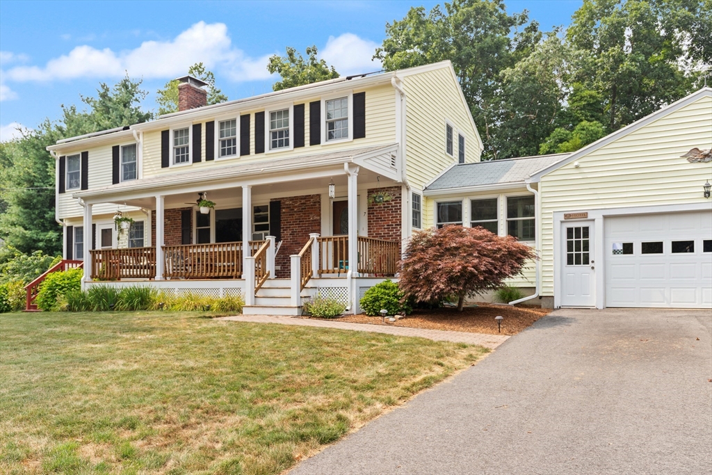 7 Rachael Circle Easton, MA 02375 - Photo 2 of 25 Gallery Image 2