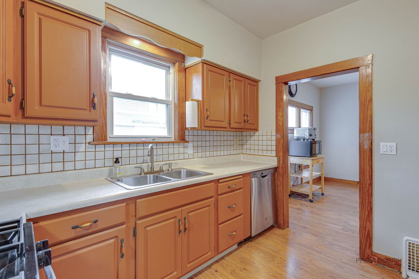 1027 St John Street Elgin, IL 60120 - Photo 4 of 30