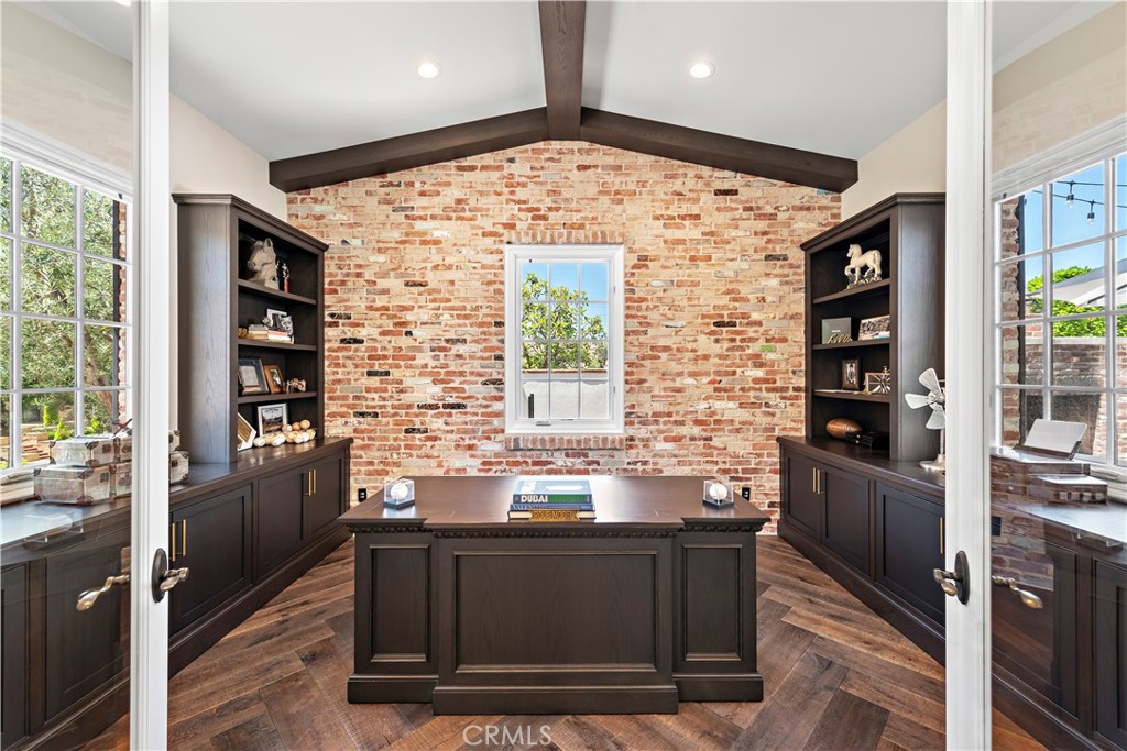 5 Connor Court Ladera Ranch, CA 92694 - Photo 12 of 63 a kitchen with granite countertop a stove and cabinets