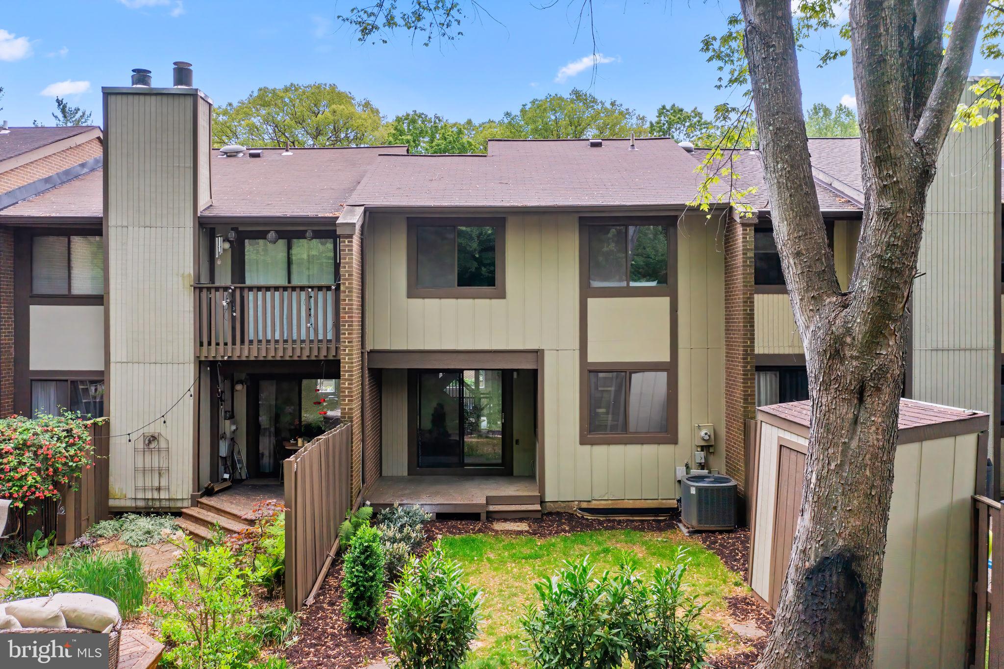 2219 Glencourse Lane Reston, VA 20191 - Photo 44 of 50 Gallery Image 44