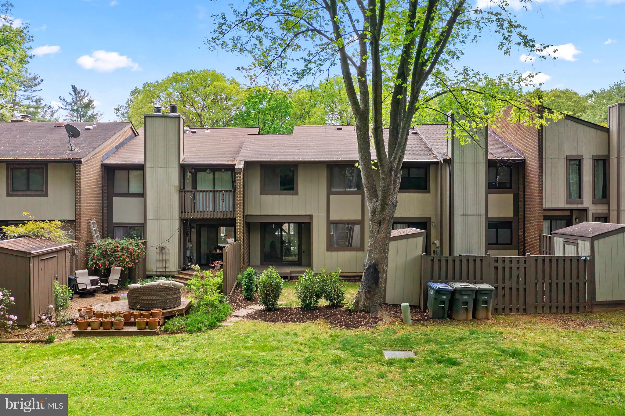 2219 Glencourse Lane Reston, VA 20191 - Photo 45 of 50 Gallery Image 45