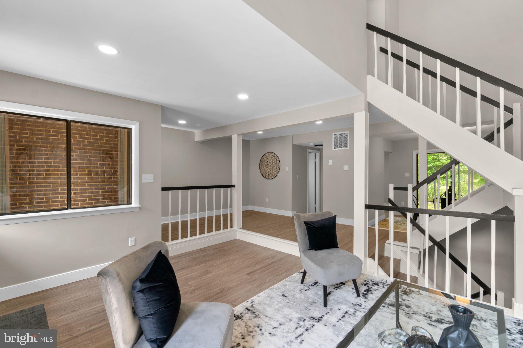 2219 Glencourse Lane Reston, VA 20191 - Photo 9 of 50 Gallery Image 9
