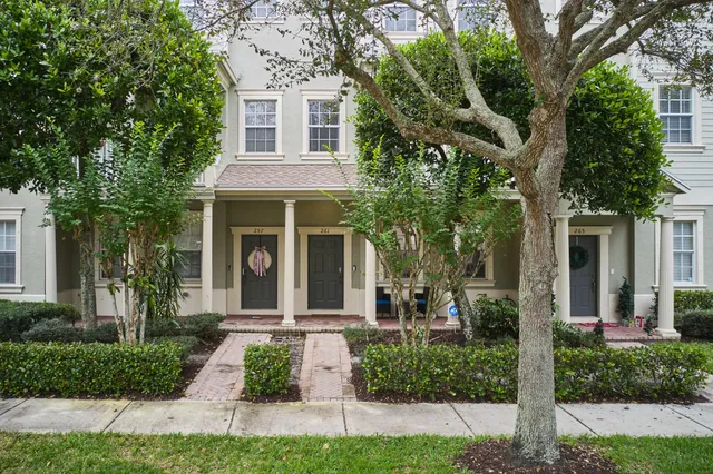 $500,000 | 261 East Bay Cedar Circle, Jupiter, FL 33458