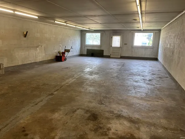 $185,000 | 606 North Race Street, Monon, IN 47959