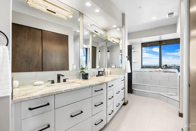 $5,100,000 | 146 Skylark Drive, Boise, ID 83702