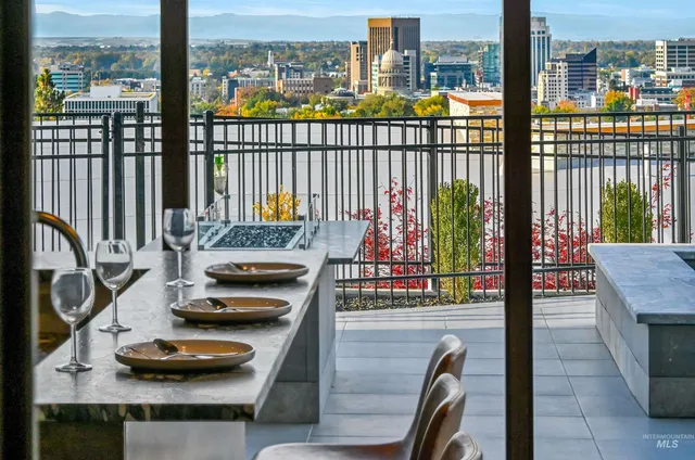 $5,100,000 | 146 Skylark Drive, Boise, ID 83702