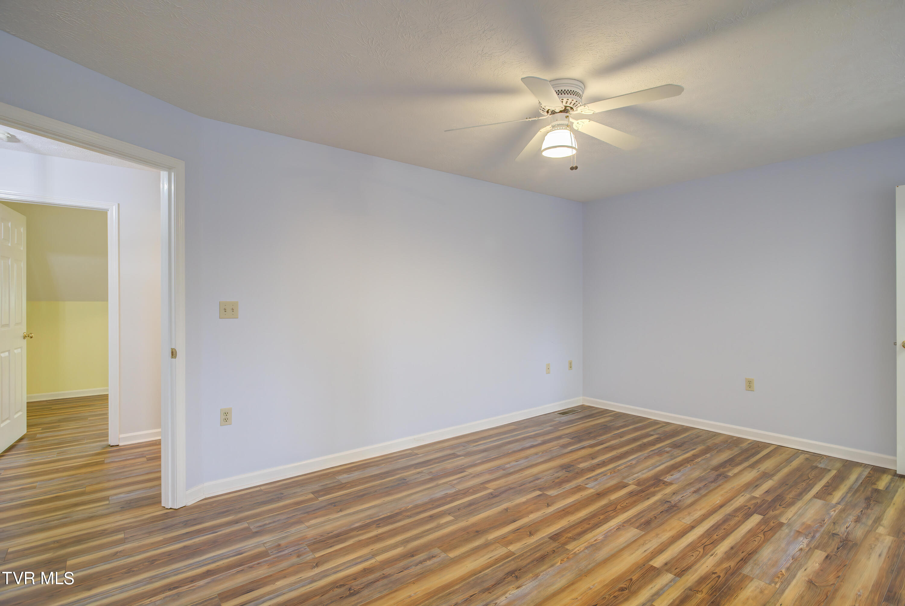 537 Hickory Road, Unit 537 Bristol, TN 37620 - Photo 23 of 26 537 Hickory Rd, Bristol (14)