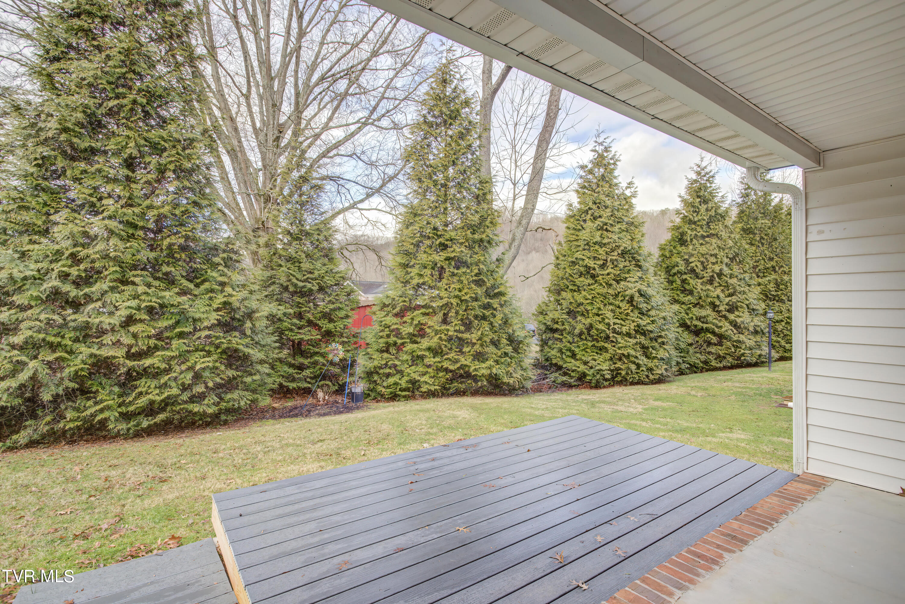 537 Hickory Road, Unit 537 Bristol, TN 37620 - Photo 8 of 26 537 Hickory Rd, Bristol (1)
