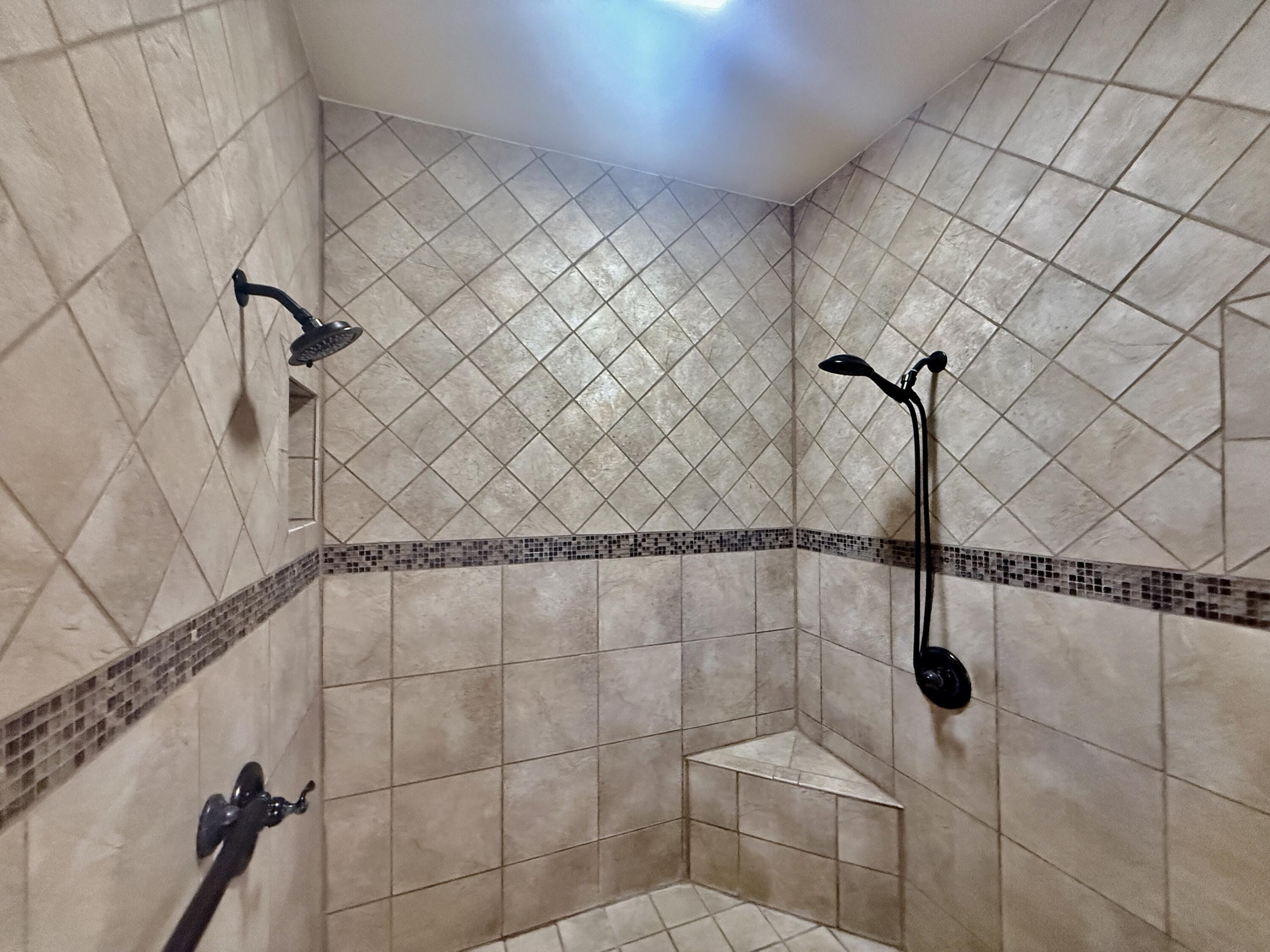 1503 Taliaferro Springs Road Lyerly, GA 30730 - Photo 18 of 37 Masterbath