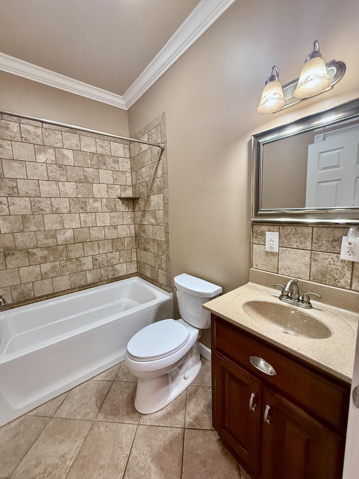 1503 Taliaferro Springs Road Lyerly, GA 30730 - Photo 23 of 37 Bathroom