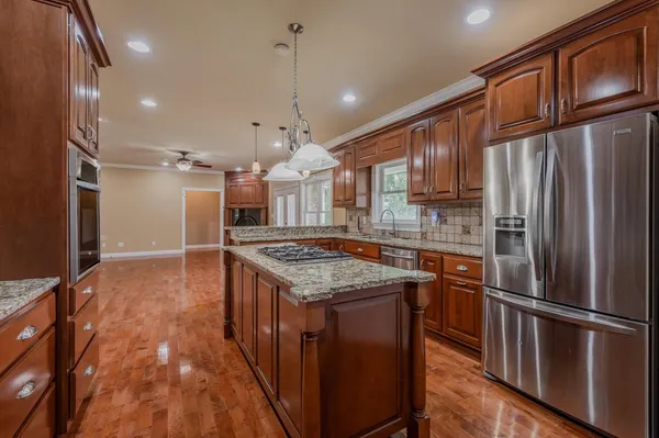 $448,500 | 1503 Taliaferro Springs Road, Lyerly, GA 30730
