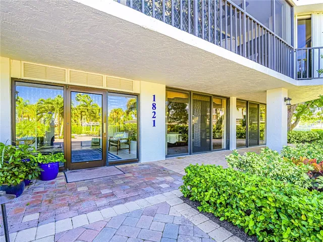 $2,500 | 1821 Mooringline Drive, Unit 1C, Vero Beach, FL 32963