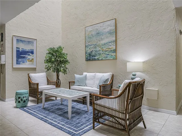 $2,500 | 1821 Mooringline Drive, Unit 1C, Vero Beach, FL 32963