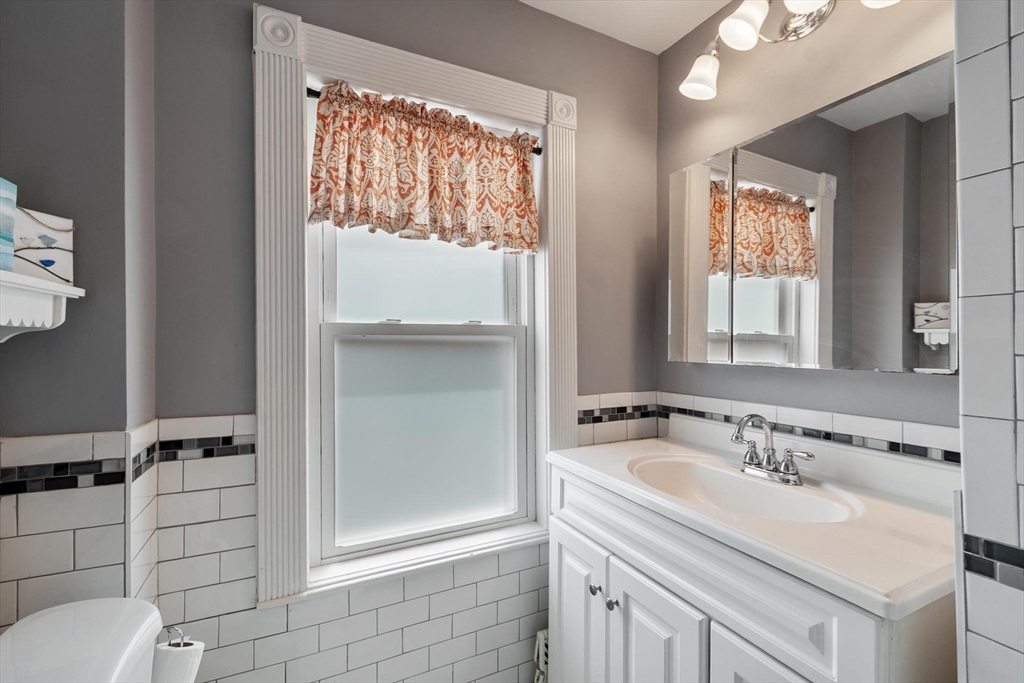 1 Union Street Amesbury, MA 01913 - Photo 26 of 42