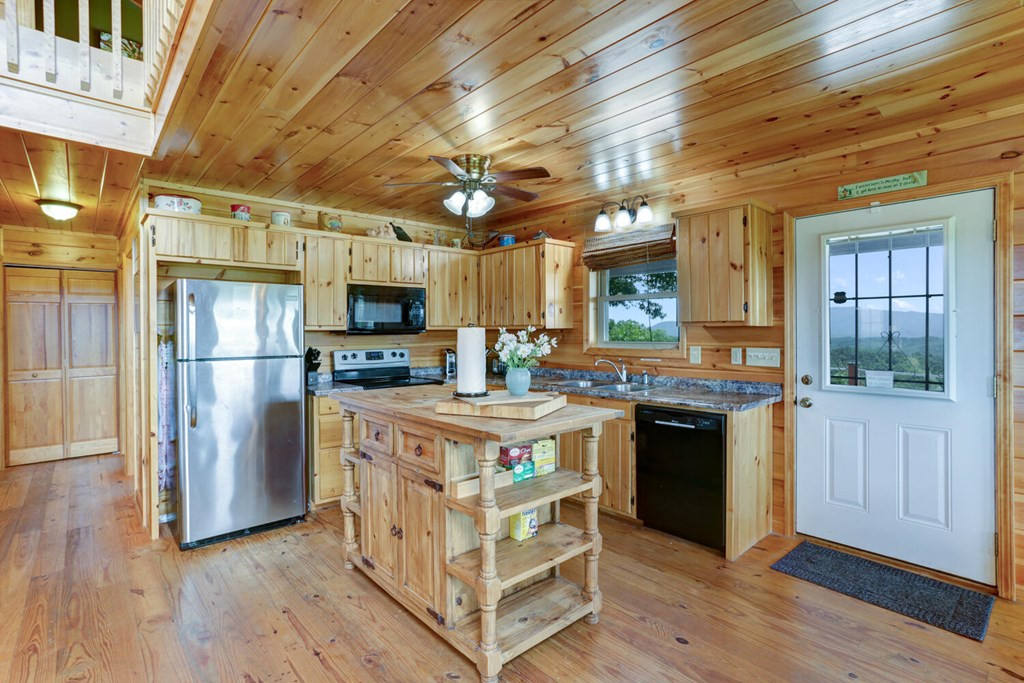 528 Sterling Point Murphy, NC 28906 - Photo 33 of 47 Gallery Image 33