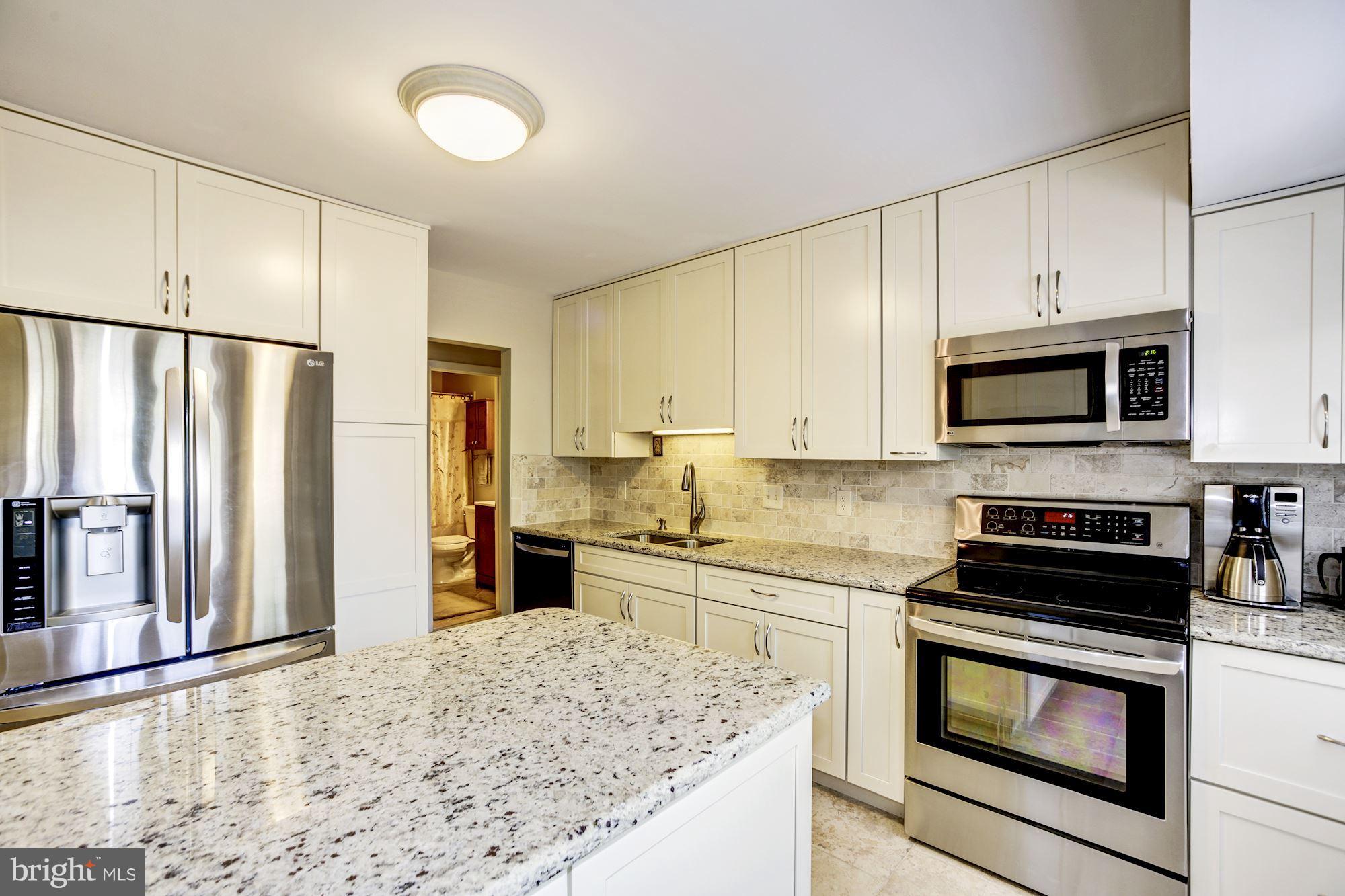 7114 Sontag Way Springfield, VA 22153 - Photo 16 of 30 Kitchen