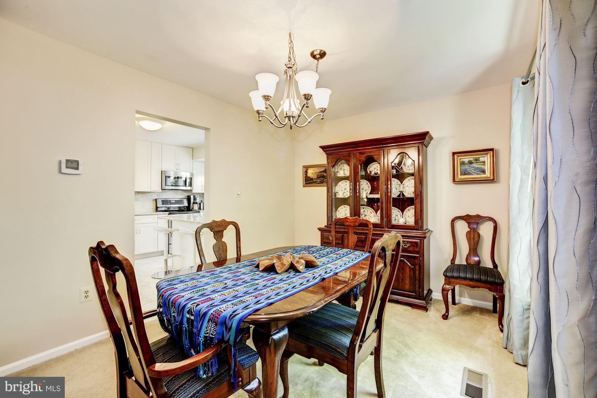 7114 Sontag Way Springfield, VA 22153 - Photo 10 of 30 Dining Room