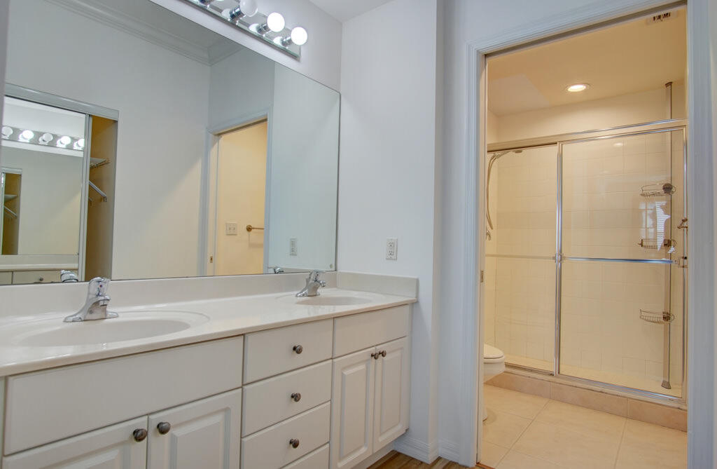 26 Royal Palm Way, Unit 503 Boca Raton, FL 33432 - Photo 20 of 30 11 primary bath