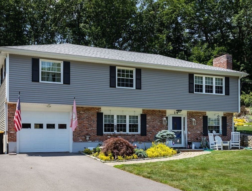 14 Livoli Road Framingham, MA 01701 - Photo 2 of 41 Gallery Image 2