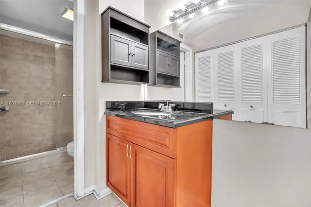 $2,200 | 6575 West Oakland Park Boulevard, Unit 218, Lauderhill, FL 33313