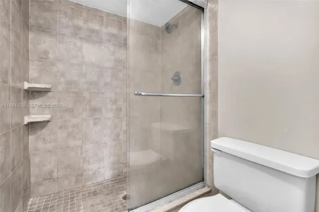 $2,200 | 6575 West Oakland Park Boulevard, Unit 218, Lauderhill, FL 33313