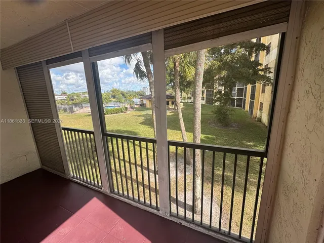 $2,200 | 6575 West Oakland Park Boulevard, Unit 218, Lauderhill, FL 33313