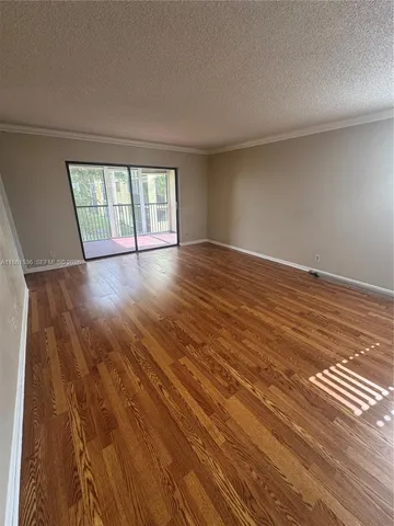 $2,200 | 6575 West Oakland Park Boulevard, Unit 218, Lauderhill, FL 33313