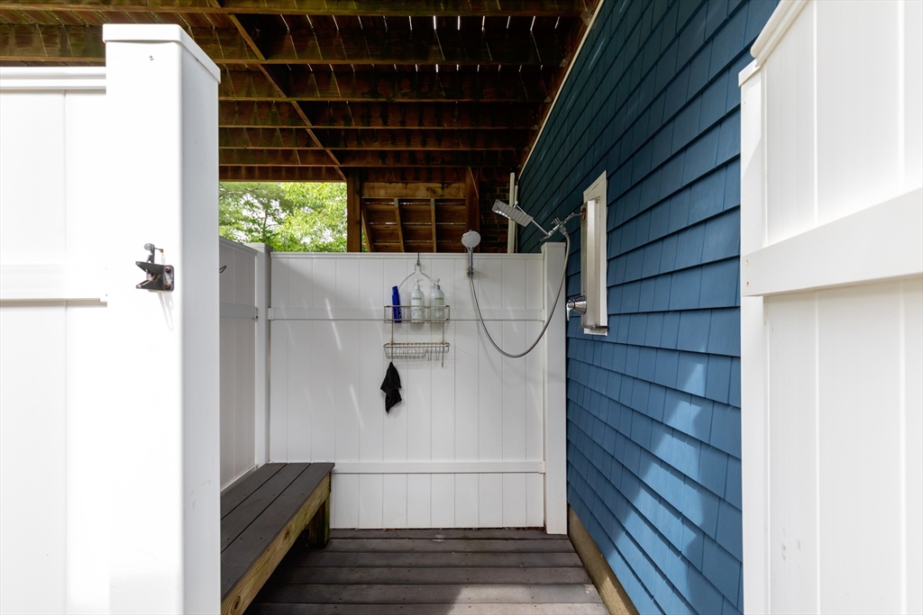 244 Holmes Street Halifax, MA 02338 - Photo 12 of 42