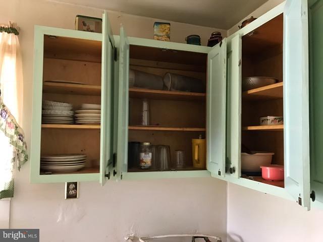 112 South Timber Ridge Road Cross Junction, VA 22625 - Photo 24 of 29 Kitchen