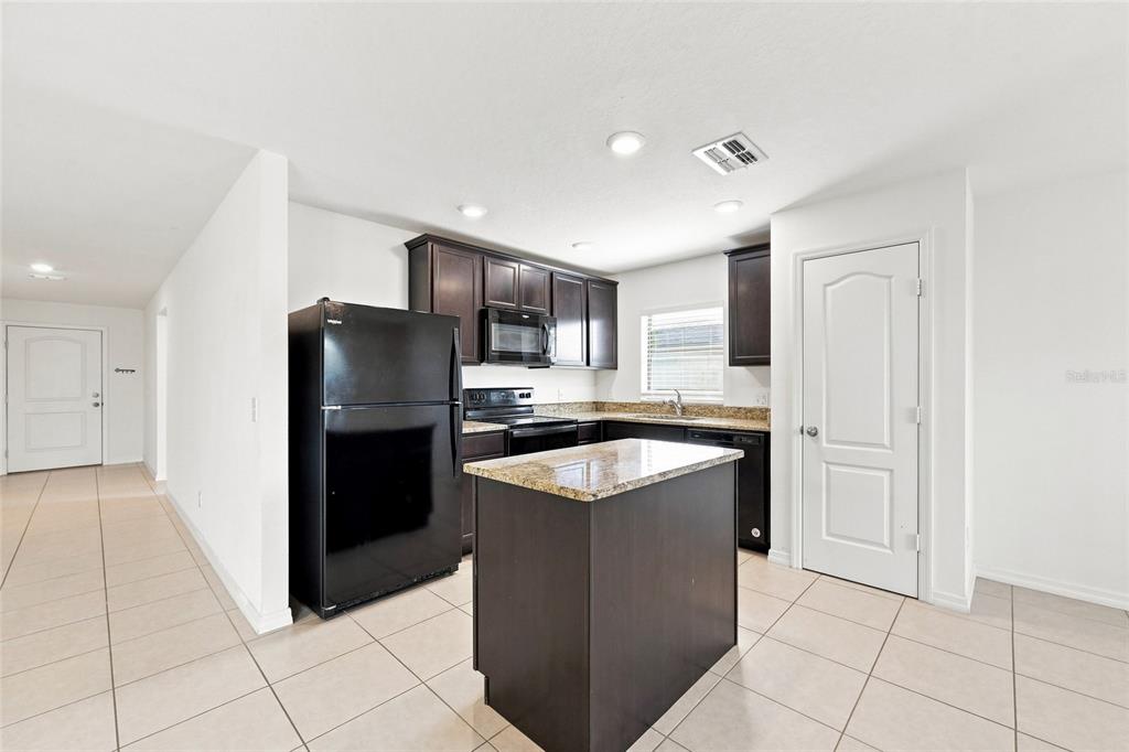 2166 Mandarin Loop Dundee, FL 33838 - Photo 15 of 25 Gallery Image 15