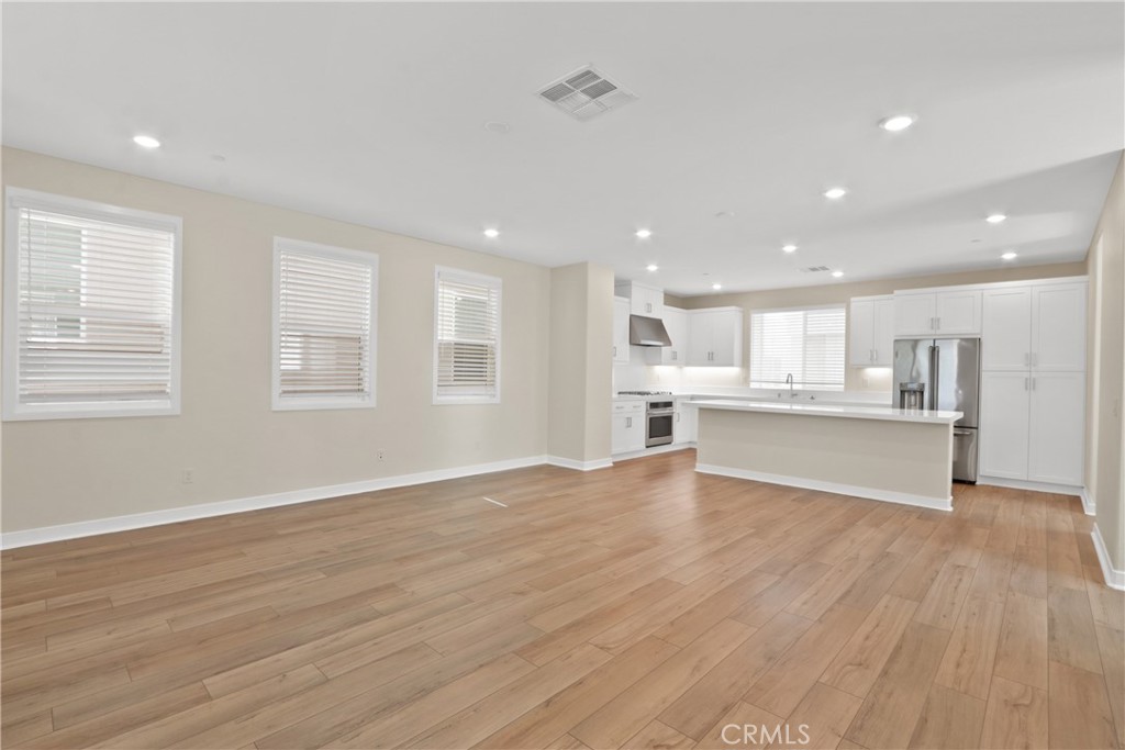 42 Welltree Way Rancho Mission Viejo, CA 92694 - Photo 24 of 33 Living room - natural
