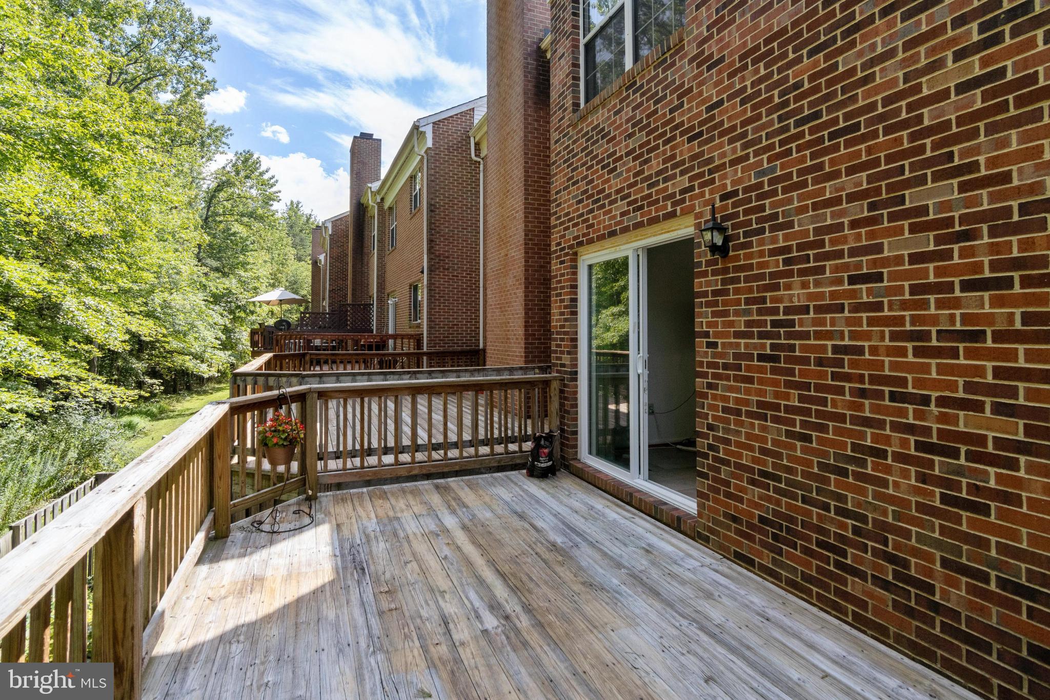 9208 Vanfleet Court Laurel, MD 20708 - Photo 38 of 43 Main Level Deck