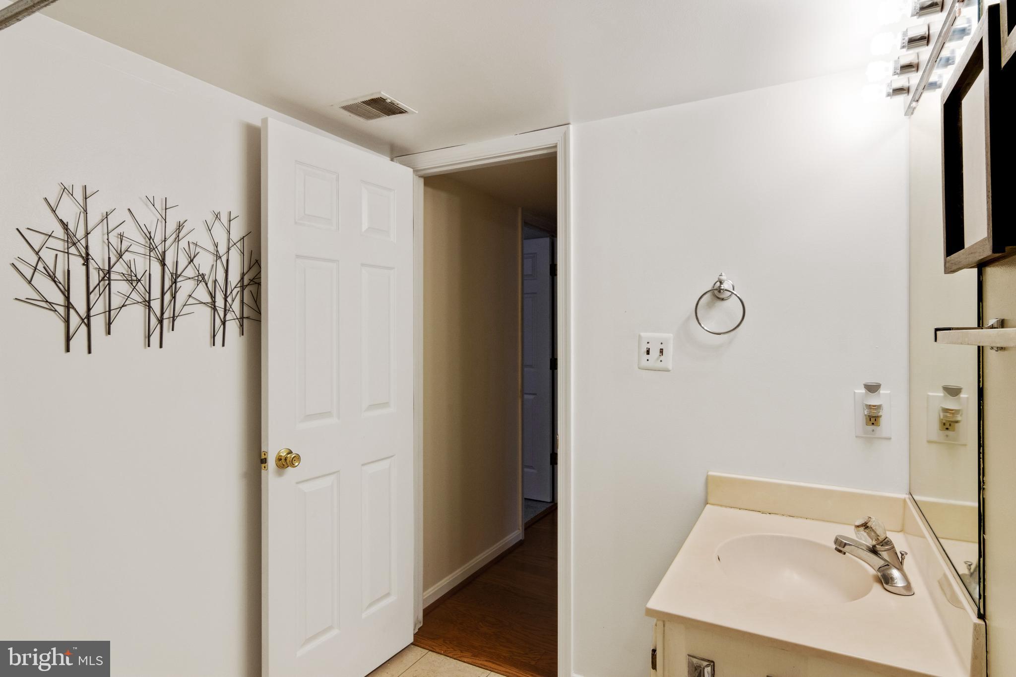 9208 Vanfleet Court Laurel, MD 20708 - Photo 9 of 43 LL full bathroom