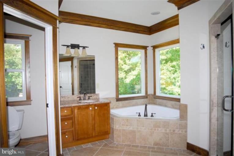 7200 Churchill Road McLean, VA 22101 - Photo 7 of 12 Master Bath
