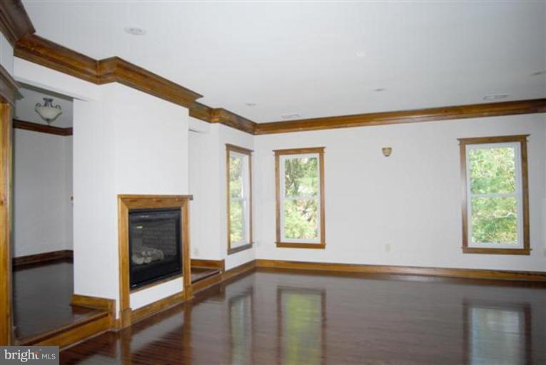 7200 Churchill Road McLean, VA 22101 - Photo 10 of 12 Master Bedroom