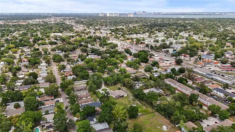 $2,300,000 | 3902 West Elrod Avenue, Tampa, FL 33616