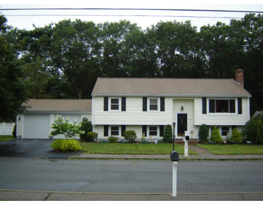 261 Turner Road Rockland, MA 02370 - Photo 1 of 8 Gallery Image 1