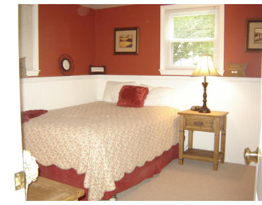261 Turner Road Rockland, MA 02370 - Photo 7 of 8 Gallery Image 7