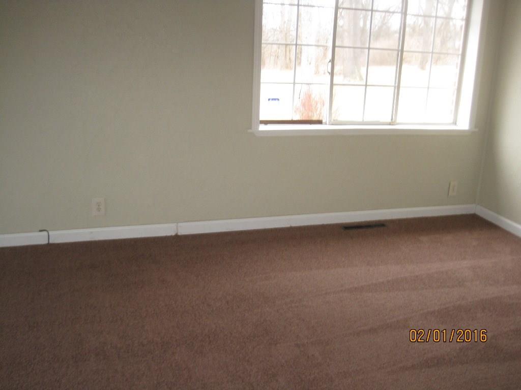 220 Center New Texas Road Plum, PA 15239 - Photo 11 of 15