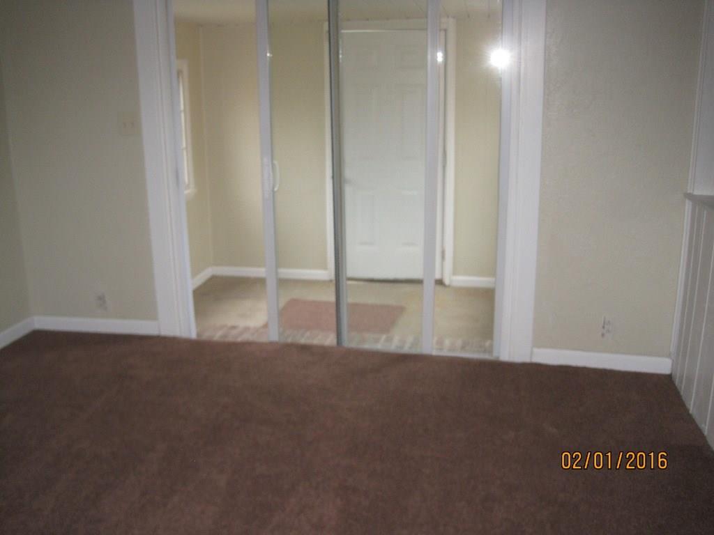 220 Center New Texas Road Plum, PA 15239 - Photo 5 of 15