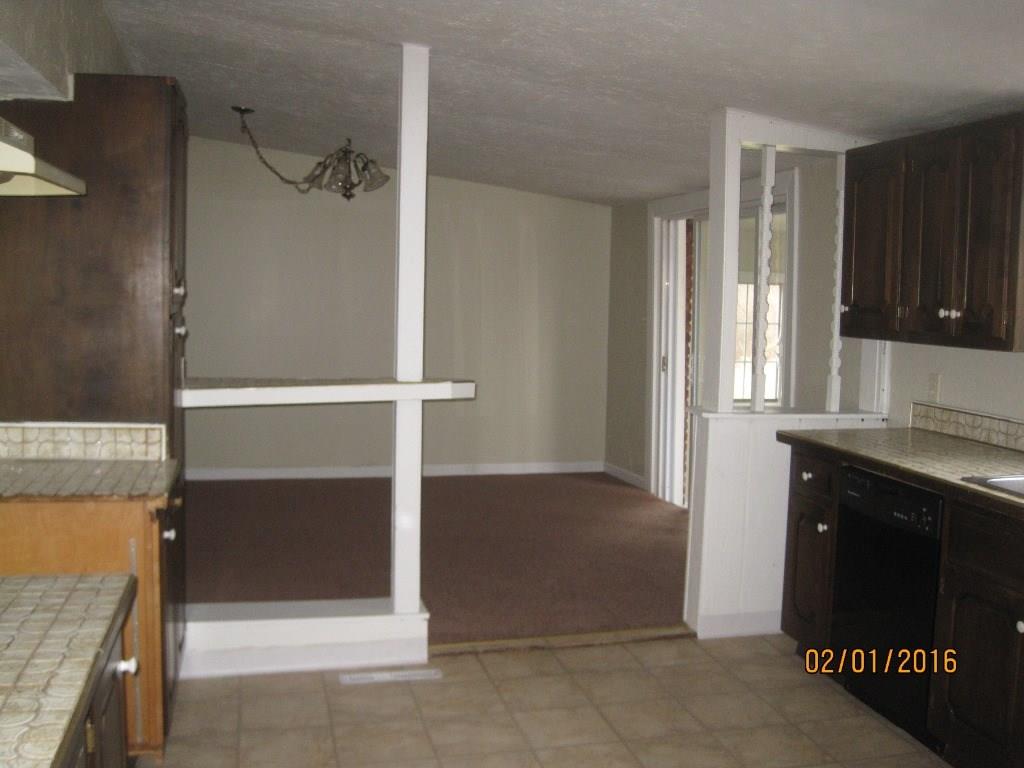 220 Center New Texas Road Plum, PA 15239 - Photo 7 of 15
