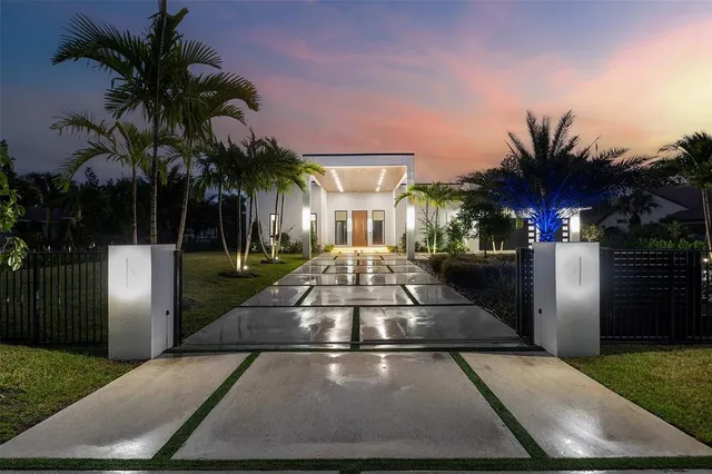 $5,300,000 | 6676 Northwest 66th Way, Parkland, FL 33067