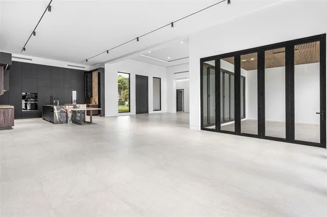 $5,300,000 | 6676 Northwest 66th Way, Parkland, FL 33067