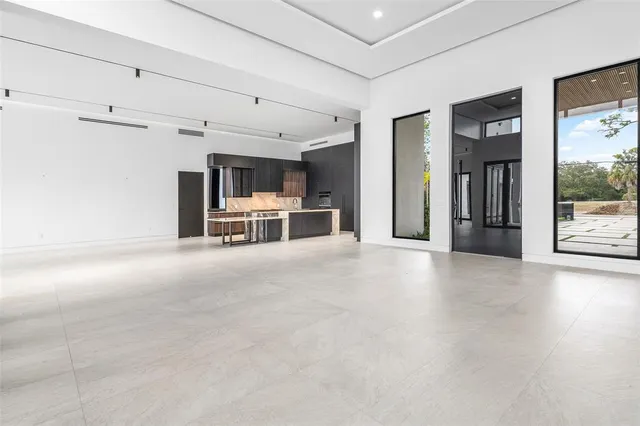 $5,300,000 | 6676 Northwest 66th Way, Parkland, FL 33067